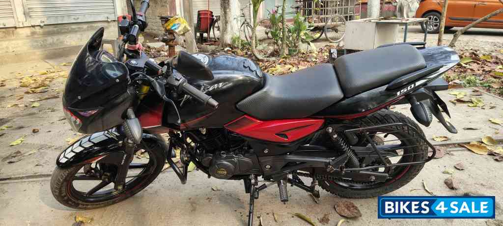 Bajaj Pulsar 150 Twin Disc Bajaj Pulsar 150 Twin Disc