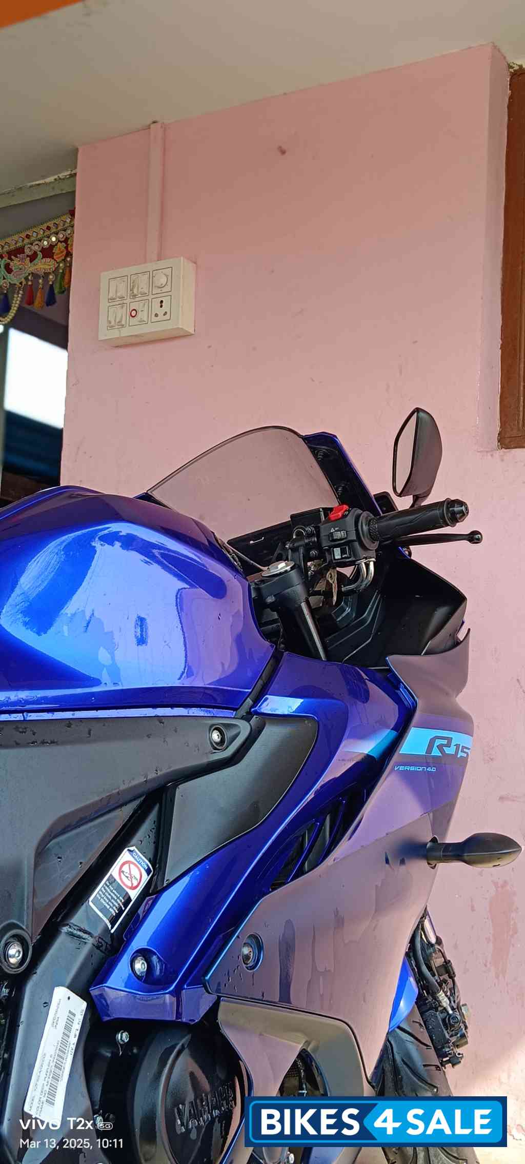Blue Yamaha R15 V4