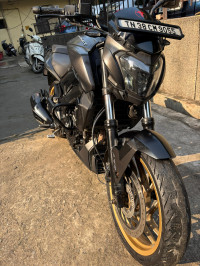 Matte Black Bajaj Dominar 400