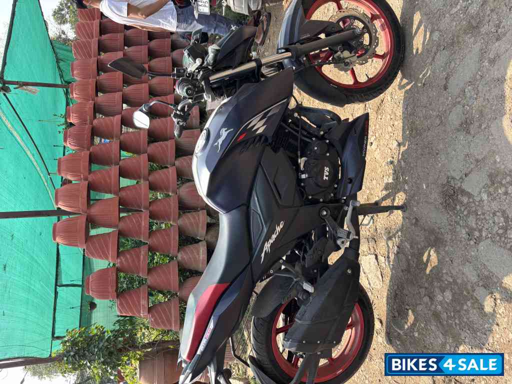 TVS Apache RTR 160 4V Special Edition TVS Apache RTR 160 4V Special Edition