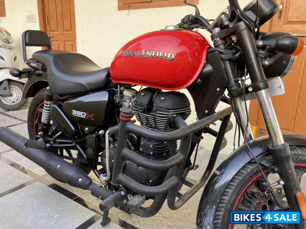 Red Royal Enfield Thunderbird X 350