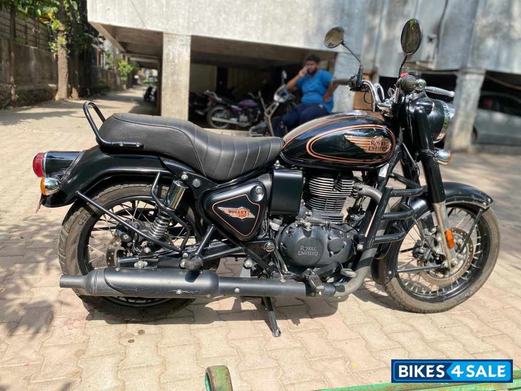 Black Gold Royal Enfield Bullet Standard 350