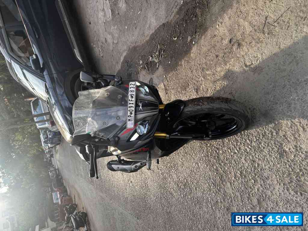 Black TVS Apache RR 310