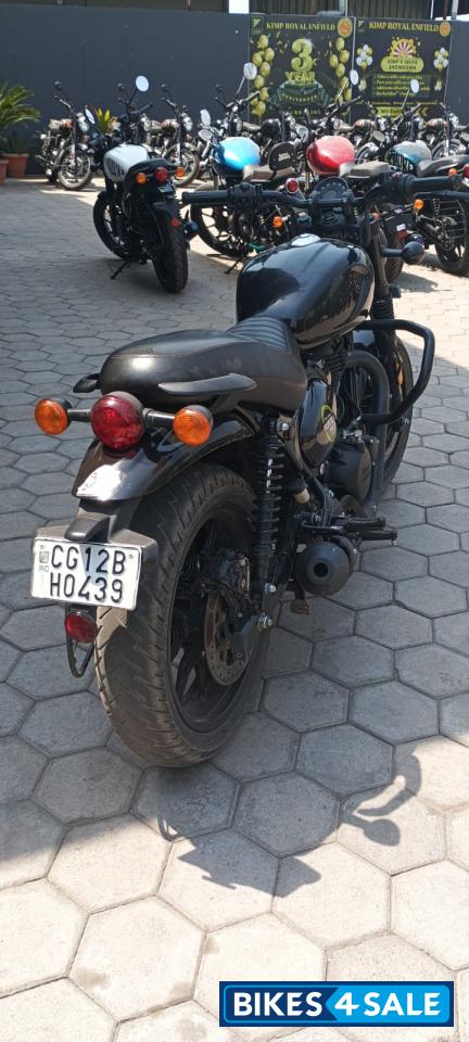 Royal Enfield Hunter 350 Metro