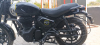Royal Enfield Hunter 350 Metro