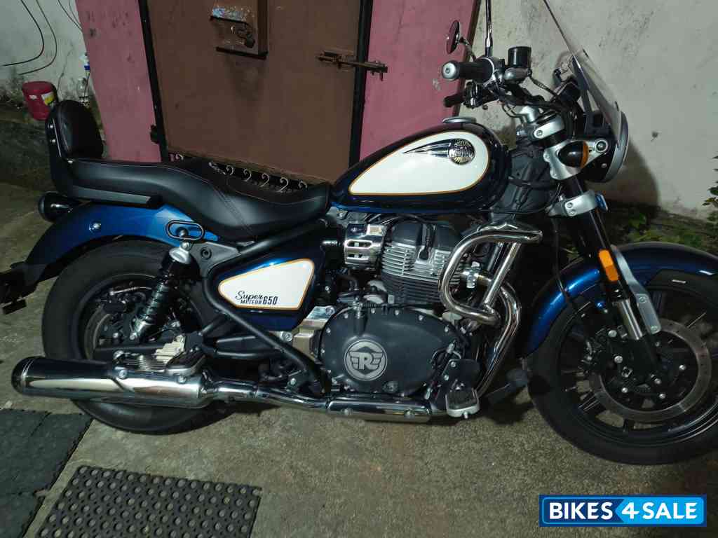 Royal Enfield Super Meteor 650