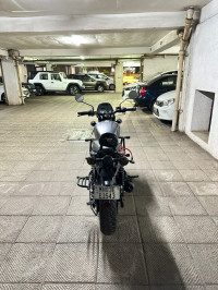 Dapper Grey Royal Enfield Hunter 350 Metro