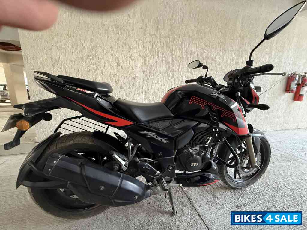 TVS Apache RTR 200 4V Race Edition 2.0