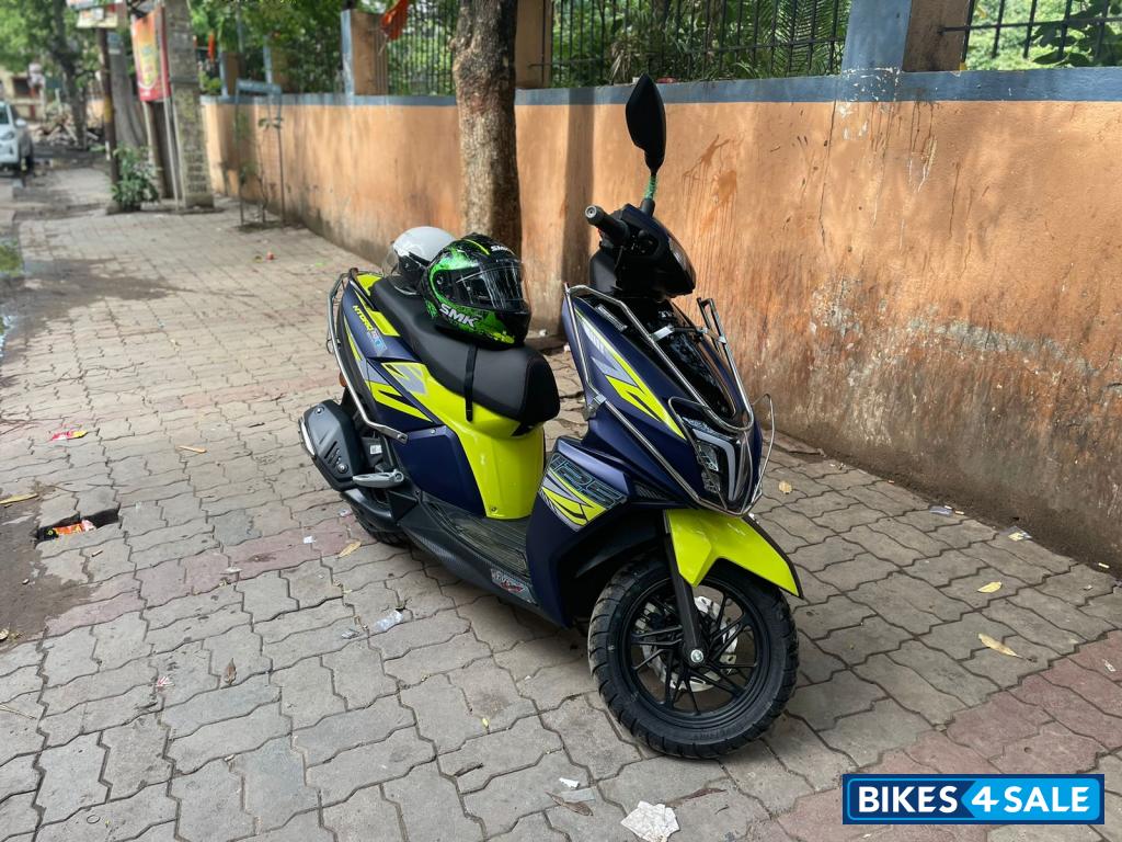 Neon-blue TVS NTORQ 125 XT