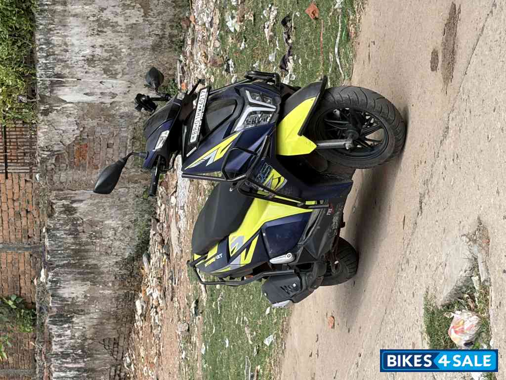 Neon-blue TVS NTORQ 125 XT