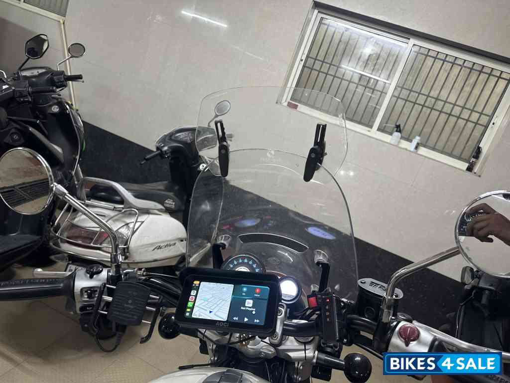 Celestial Red Royal Enfield Super Meteor 650