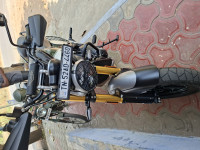 Triumph Scrambler 400 X