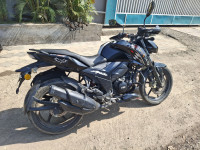 Black TVS Apache RTR 160 4V BS6