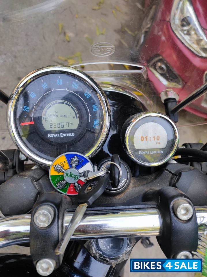 Royal Blue Royal Enfield Meteor 350 Stellar Royal Blue Royal Enfield Meteor 350 Stellar