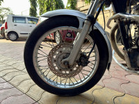 Silver Royal Enfield Thunderbird 350