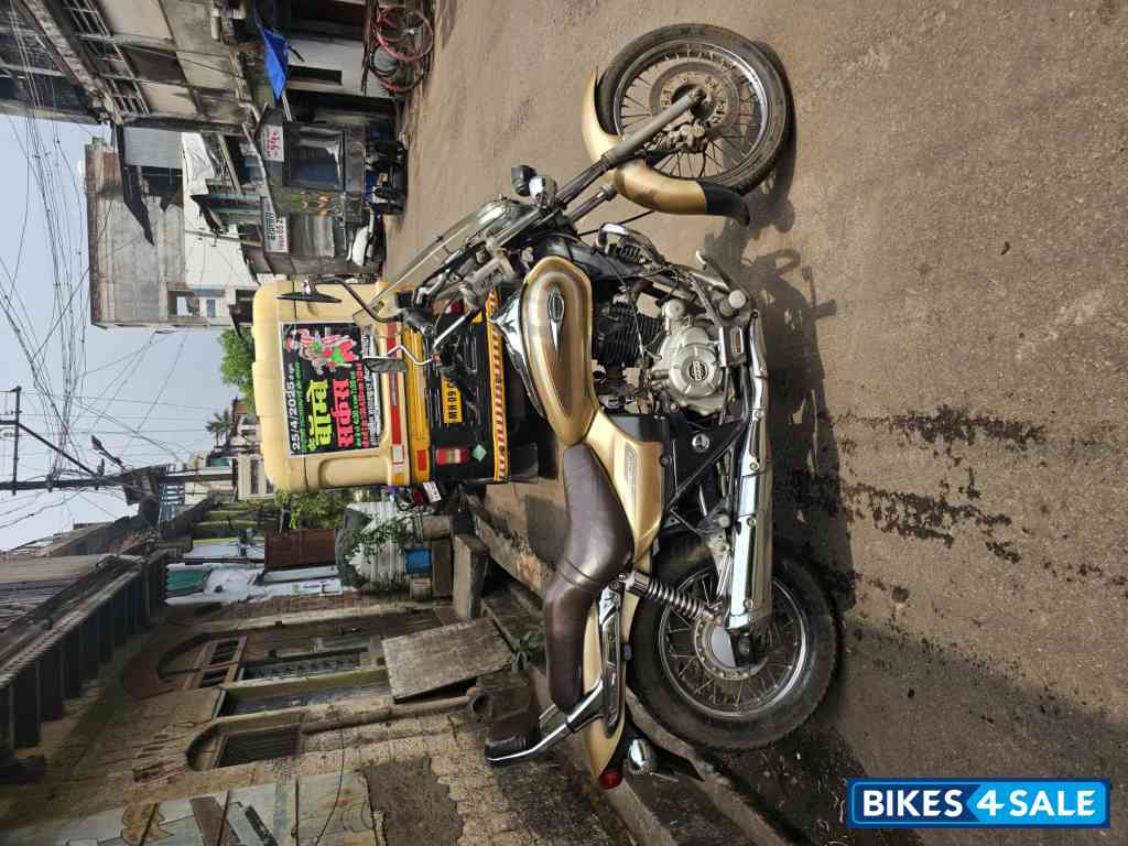 Bajaj Avenger Cruise 220 Bajaj Avenger Cruise 220