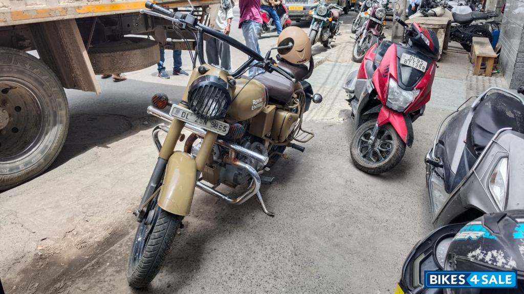 Royal Enfield Classic Desert Storm Royal Enfield Classic Desert Storm