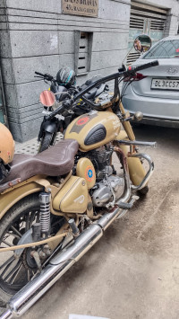 Royal Enfield Classic Desert Storm