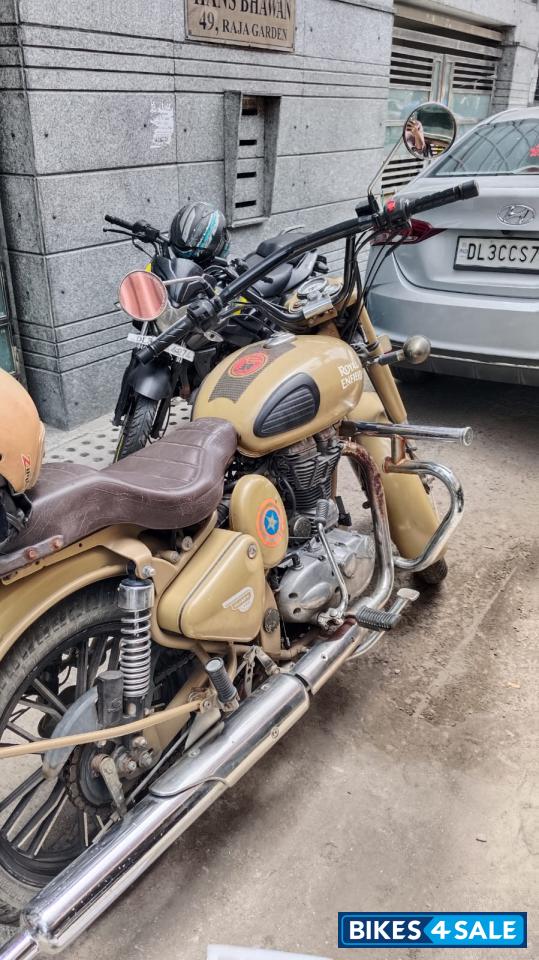 Royal Enfield Classic Desert Storm Royal Enfield Classic Desert Storm