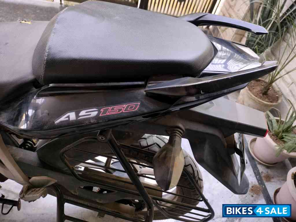 Bajaj Pulsar AS 150