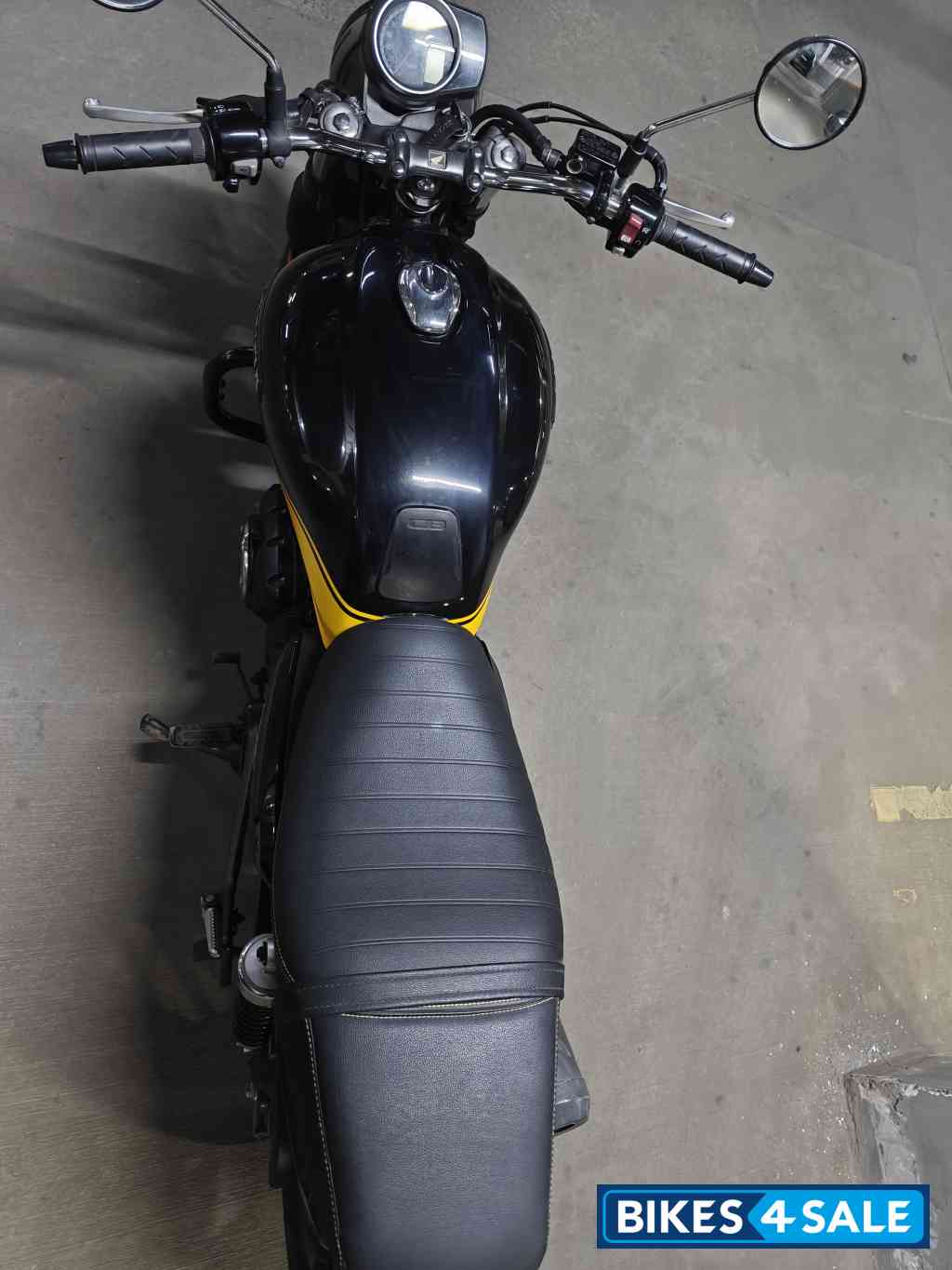 Honda 2023 CB350RS DLX Pro Dual Tone