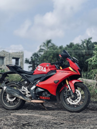 Yamaha R15 V4  Model