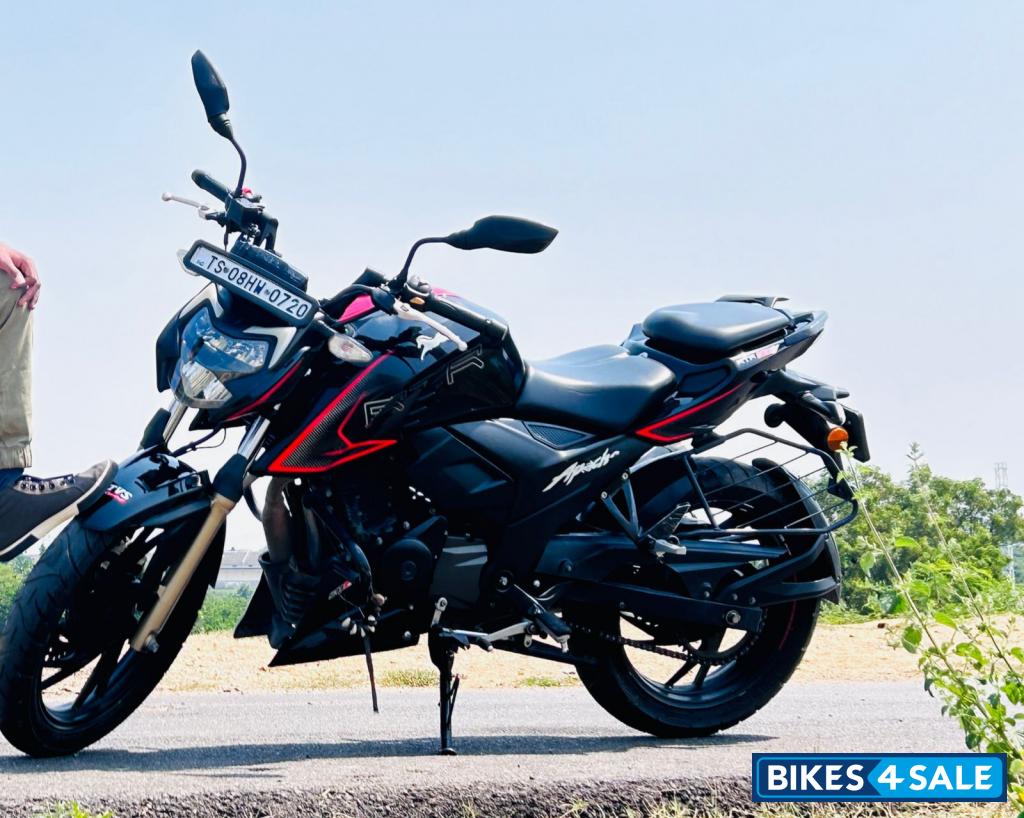 Black TVS Apache RTR 200 4V ABS