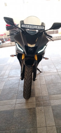 Yamaha R15 V4