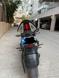 White/black KTM RC 200