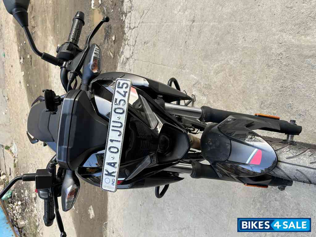 Brooklyn Black Bajaj Pulsar N160 Single Channel ABS