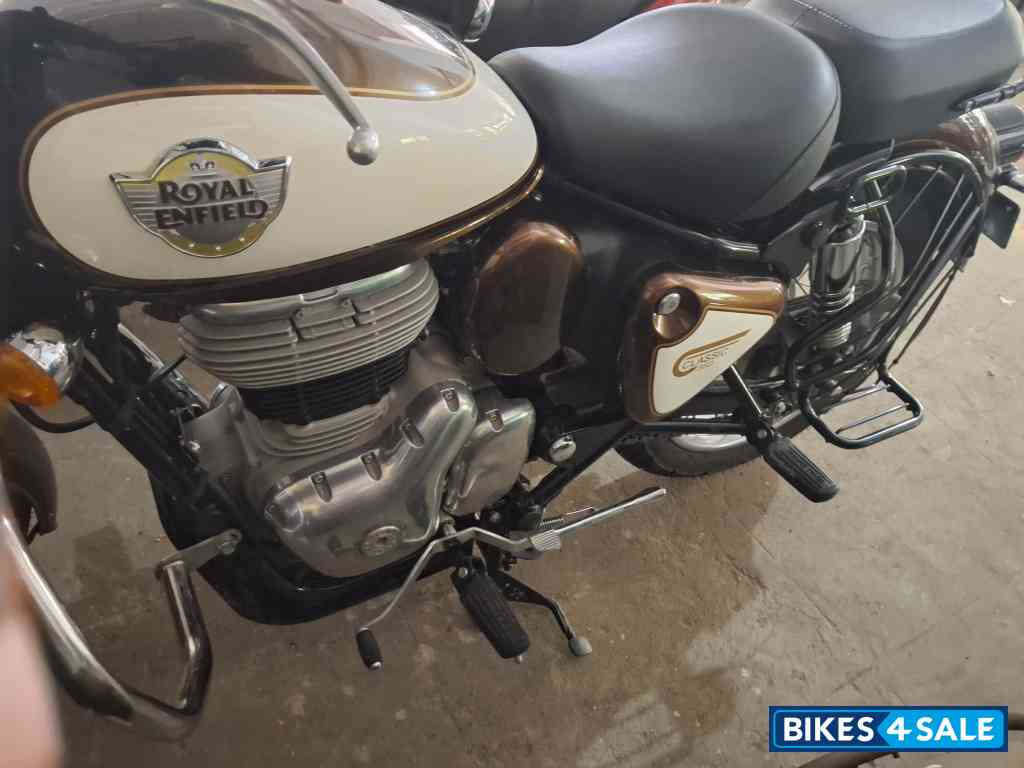 Royal Enfield Classic 350 Dual Channel BS6