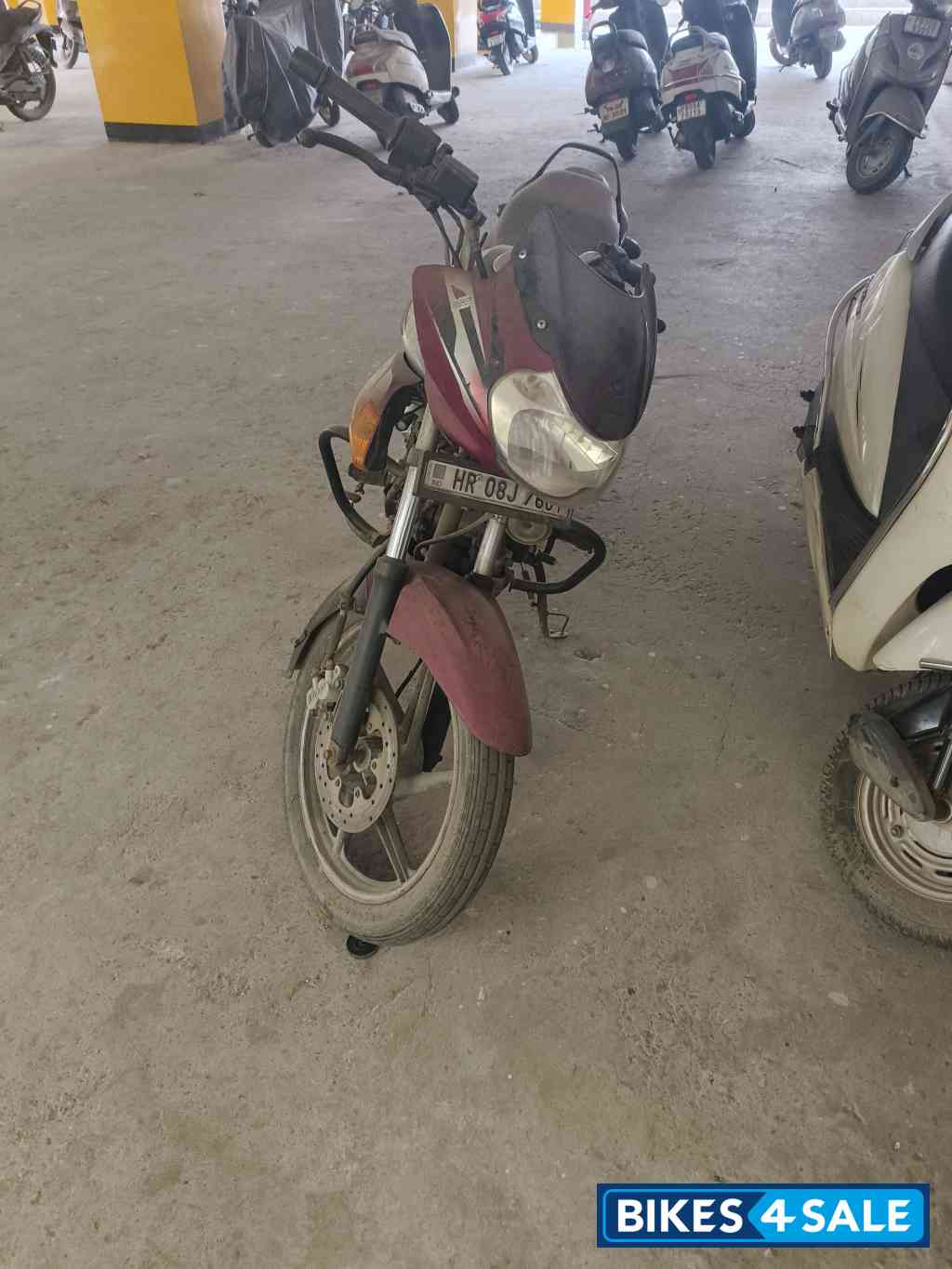Bajaj Discover DTSi 135