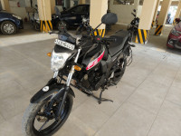 Red & Black Yamaha FZ16