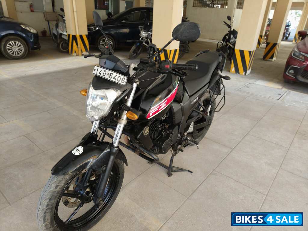 Red & Black Yamaha FZ16