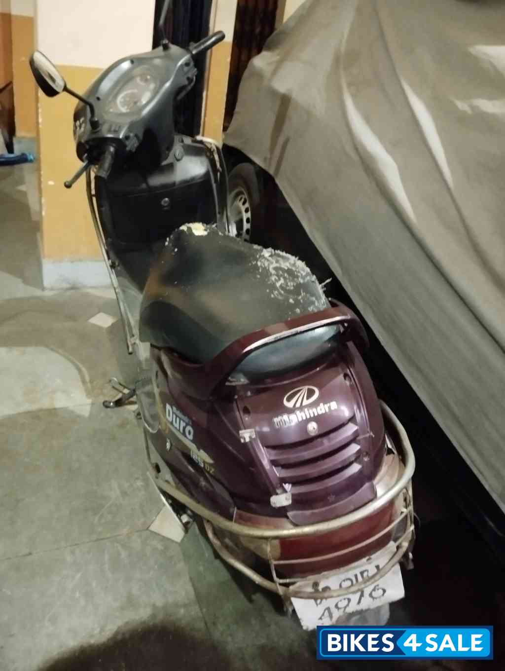 Magenta Mahindra Duro DZ