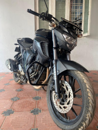 Black Yamaha FZ25