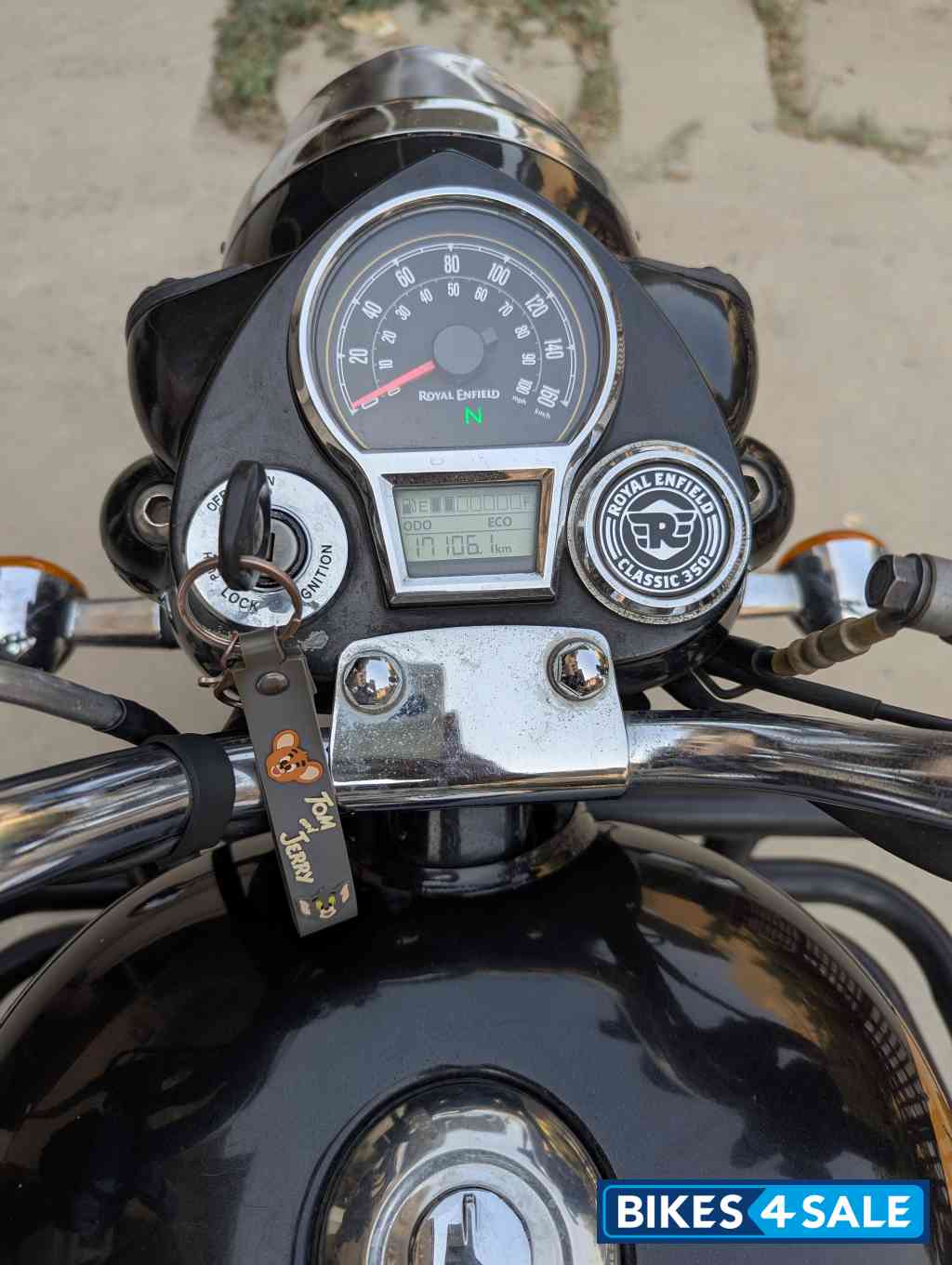 Halcyon Black Royal Enfield Classic 350 BS VI Halcyon Black Royal Enfield Classic 350 BS VI