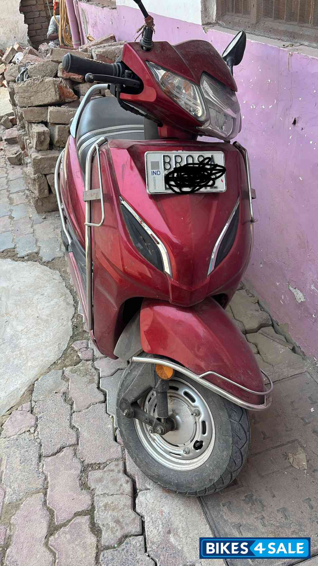 Maroon Red Honda Activa 5G