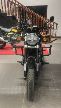 Royal Enfield Super Meteor 650 2025 Model