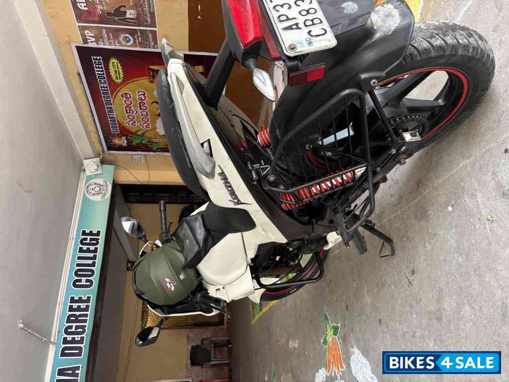 White Hero Karizma R