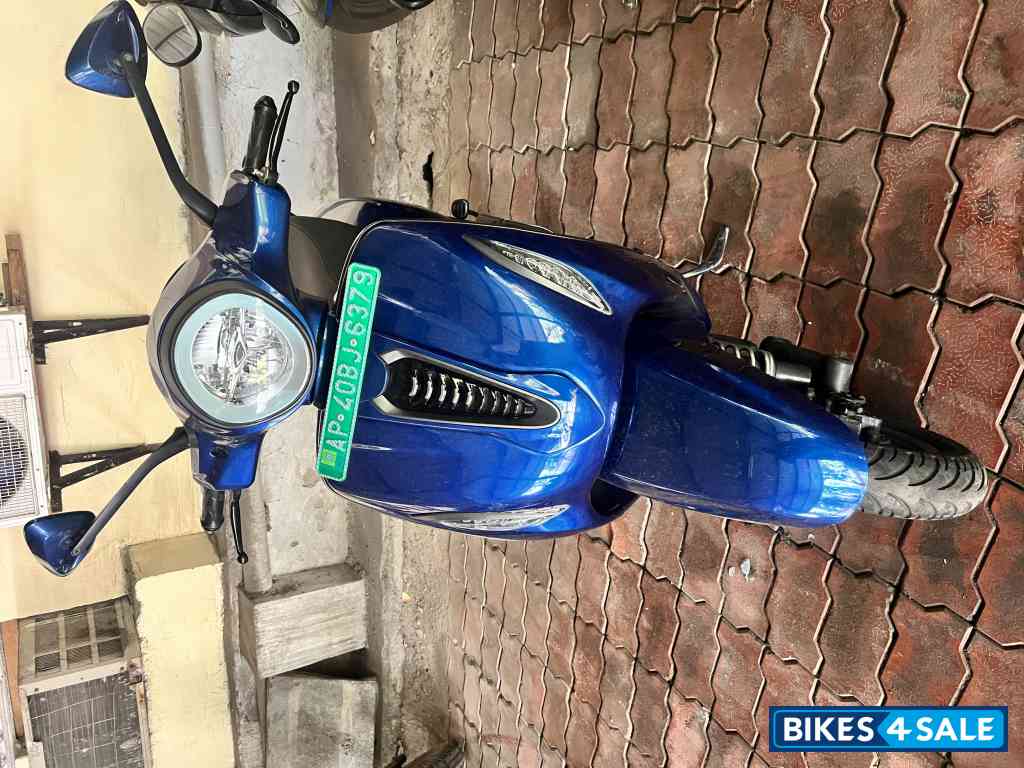 Bajaj Chetak Premium Tecpac