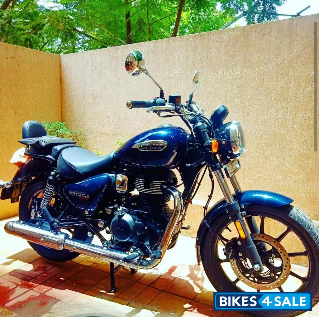 Royal Enfield Meteor 350 Stellar