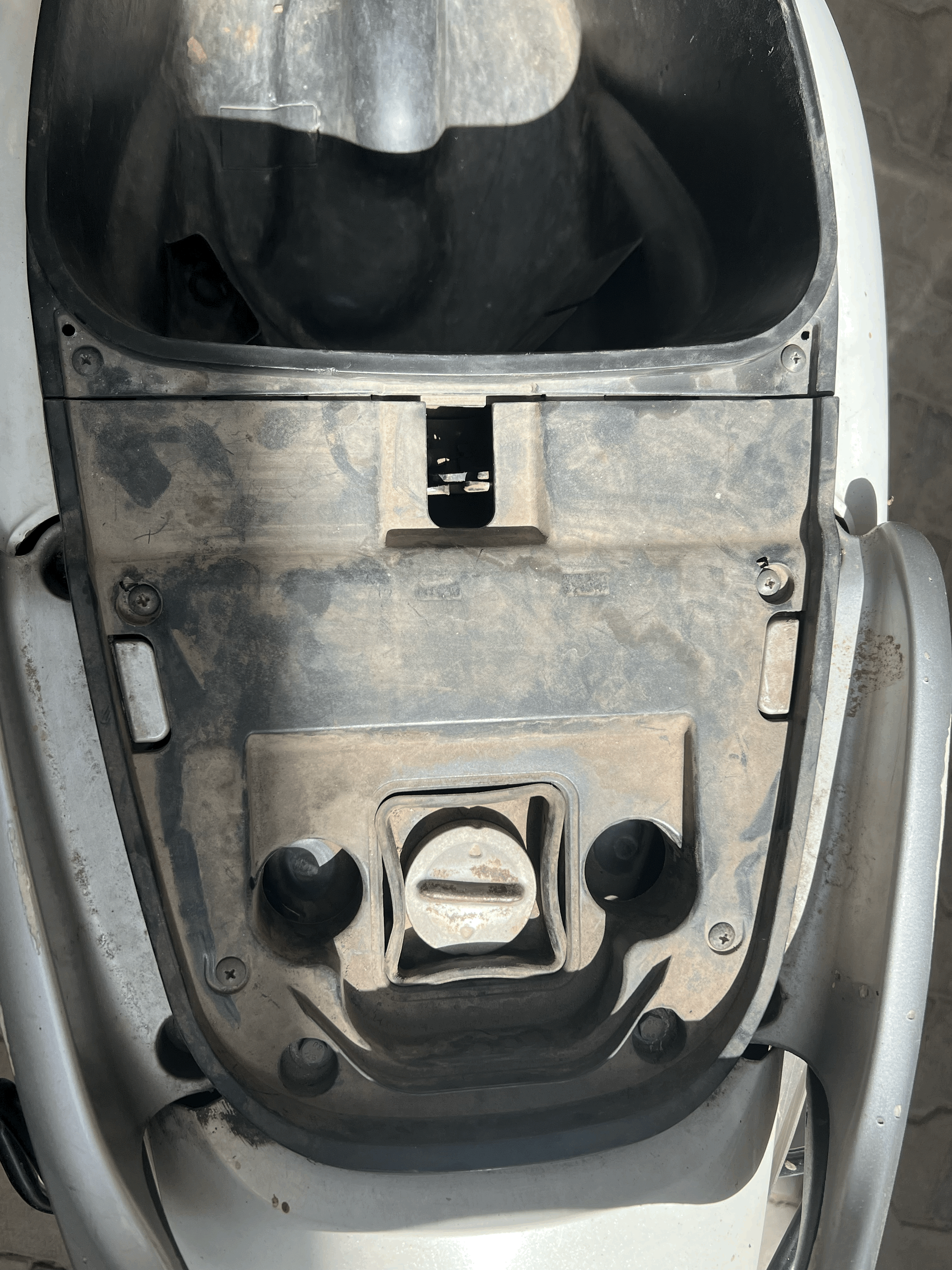 Pswhite Honda Aviator