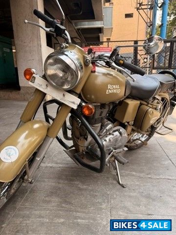 Matt Sand Royal Enfield Classic Desert Storm