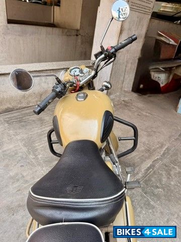 Matt Sand Royal Enfield Classic Desert Storm
