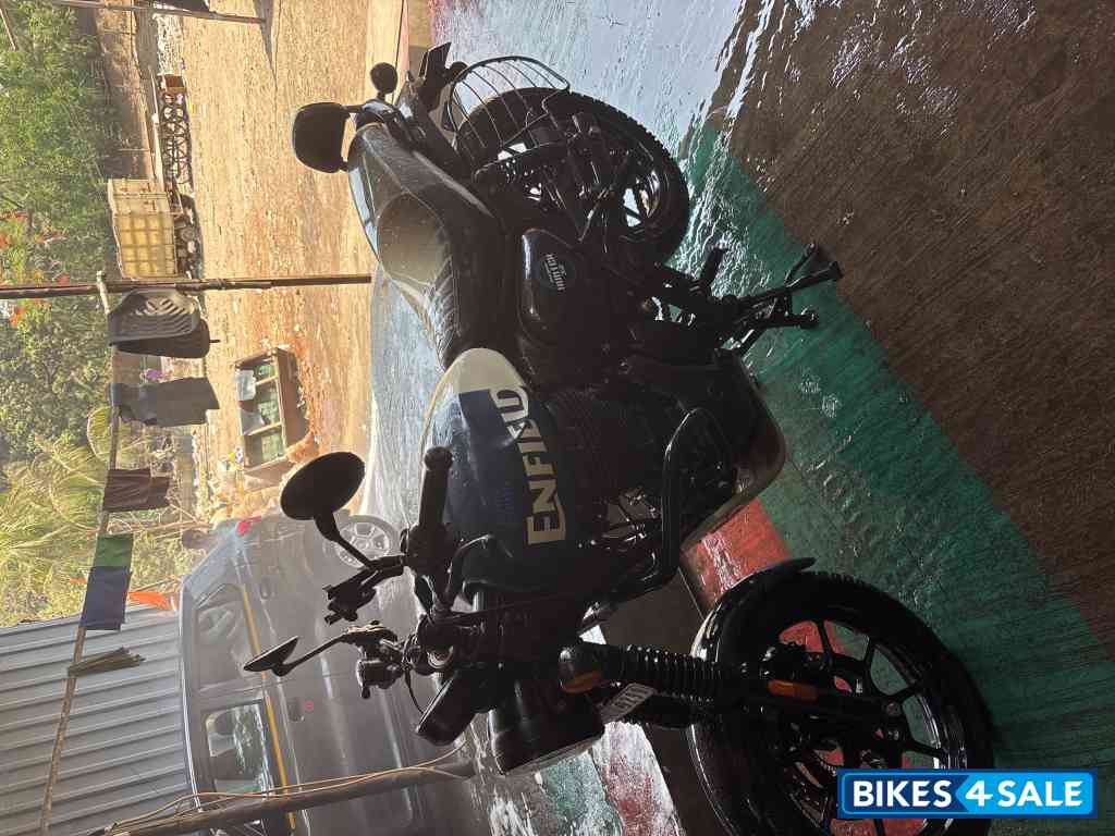 Reble Blue Royal Enfield Hunter 350 Metro