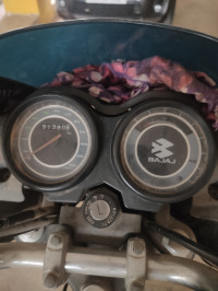 Black Bajaj Platina 125 DTS-Si