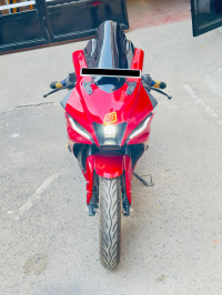 Red Yamaha R15 V4