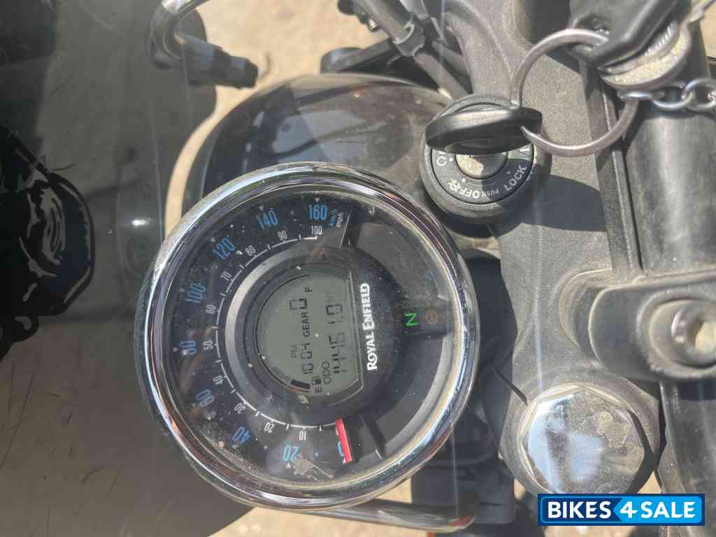 Royal Enfield Meteor 350 Fireball