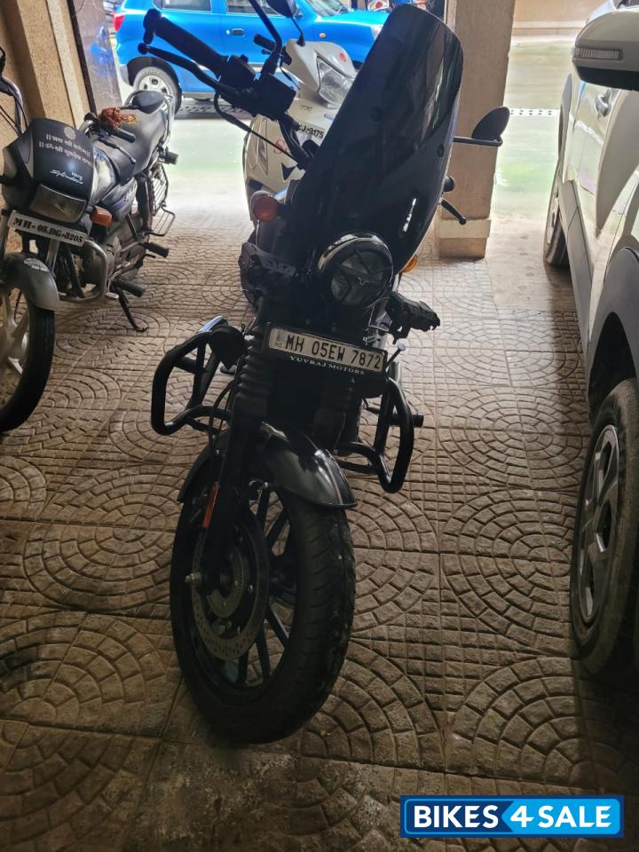 Hunter Green Yezdi Roadster Dark